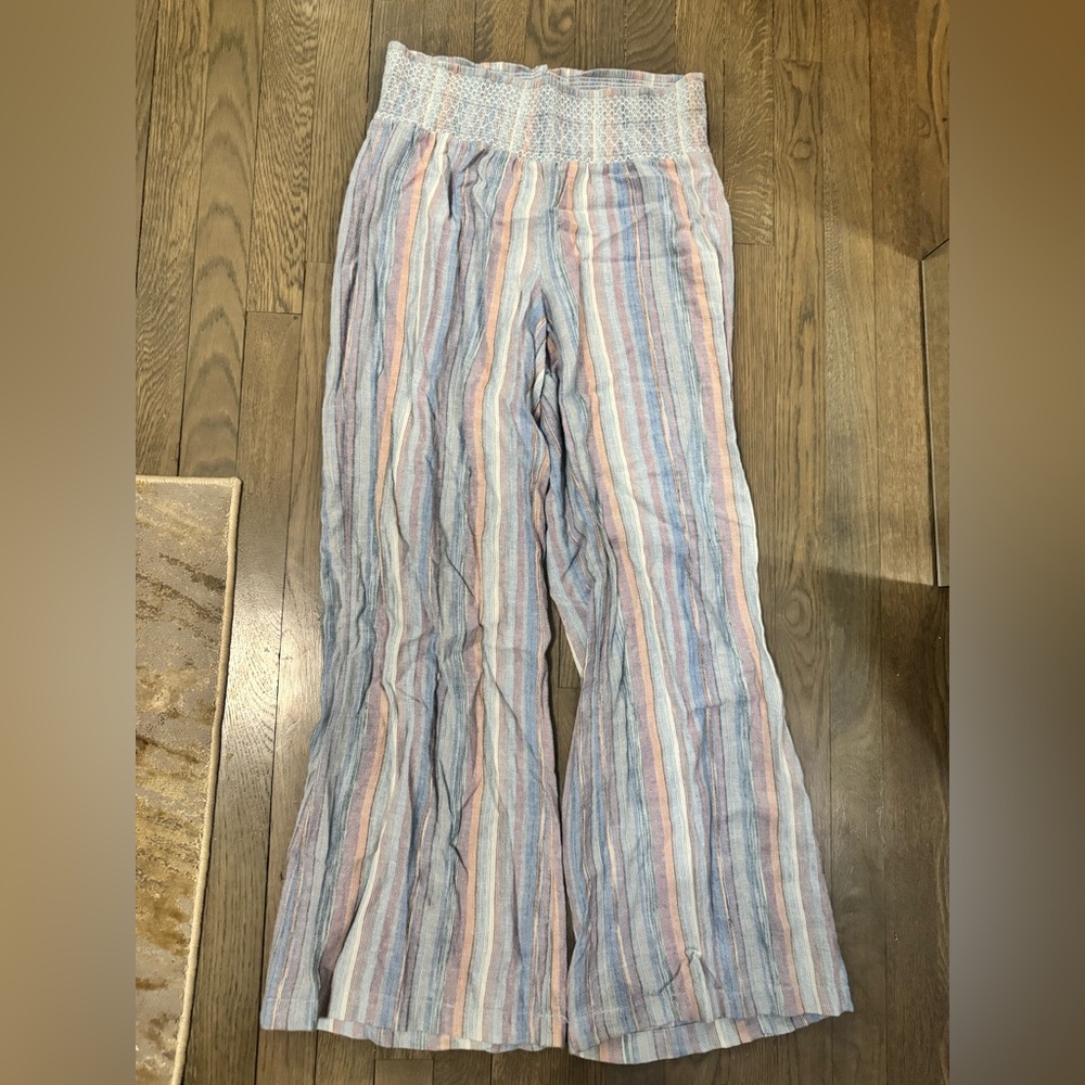 Loose colored beach pants